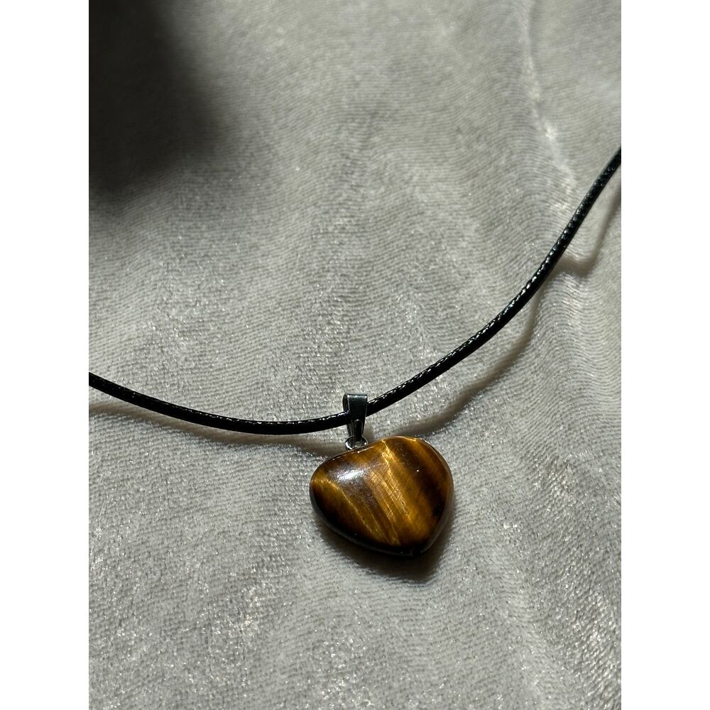 Gorgeous Tigers Eye Bubble Heart Pendant on Leather Chain Necklace - Picture 2 of 6